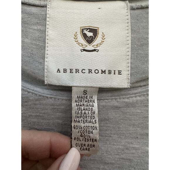 VTG Y2k Grunge Bella Swan Gray Abercrombie & Fitch Long Sleeve Fitted Tee USA S - Picture 10 of 12